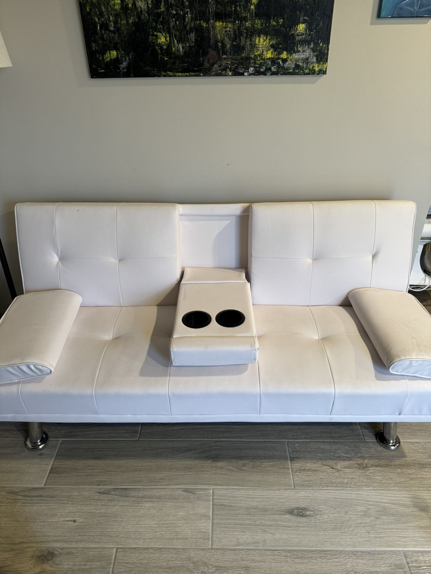 WHITE LEATHER FUTON