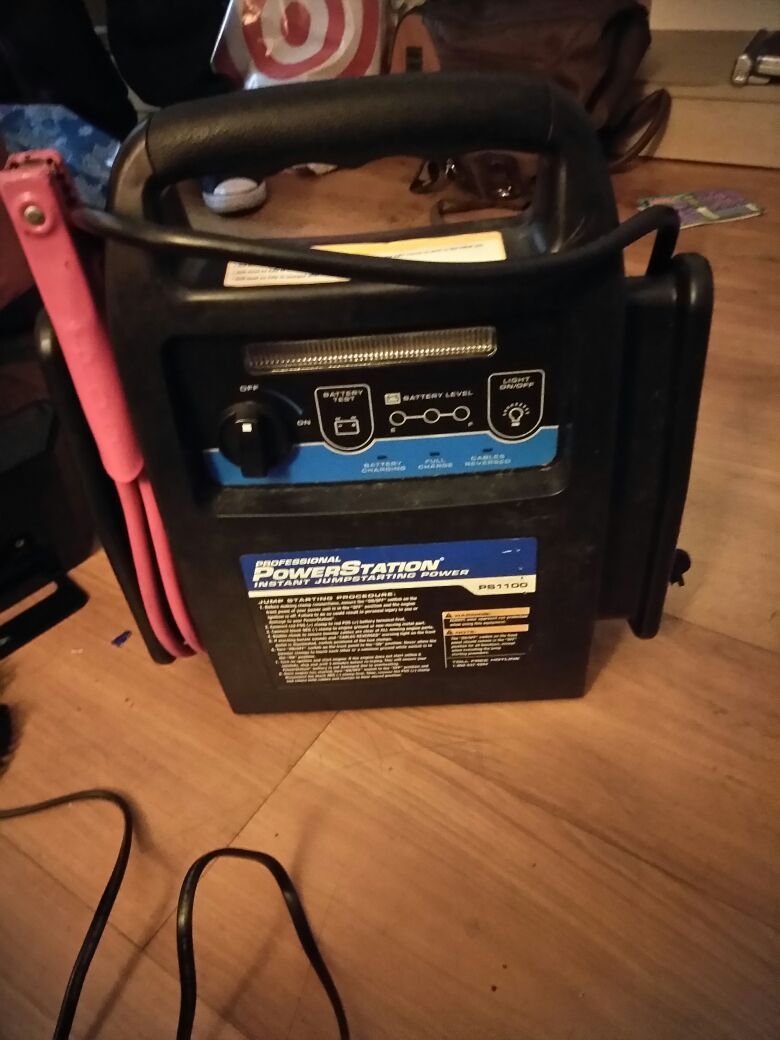 Professional power station ps1100