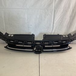2025 VOLKSWAGEN JETTA FRONT UPPER GRILLE USED OEM 