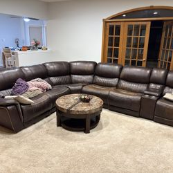 Leather Couch - Fully Electric 