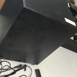 Klipsch Cinema 400 Soundbar And 8” Subwoofer