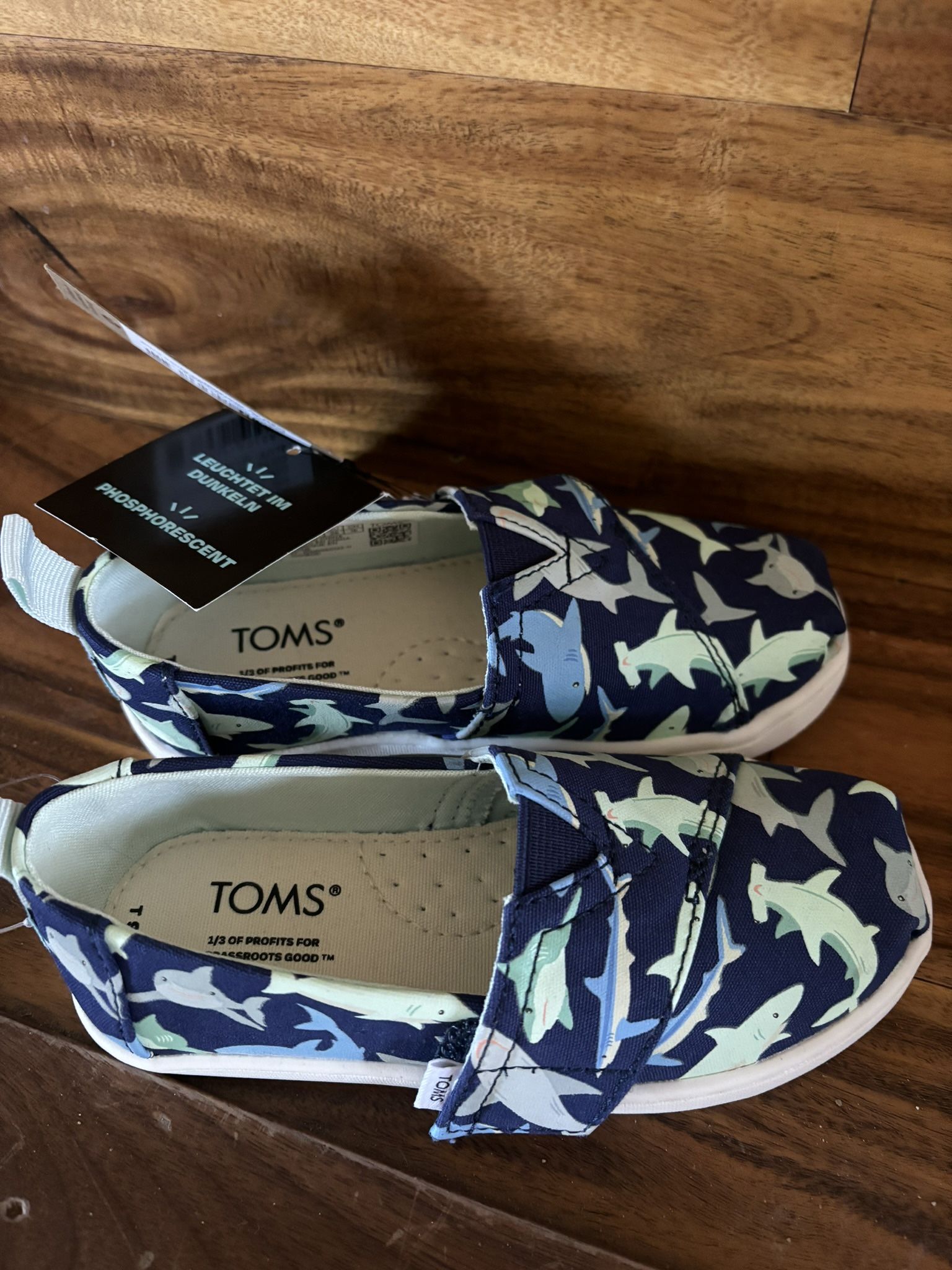 Glow In The Dark Shark Tiny TOMS