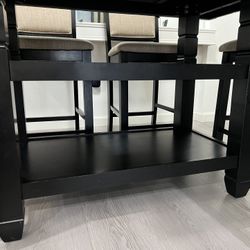 Dining Table With 6 Chairs 