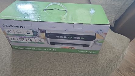 Vacuum sealer