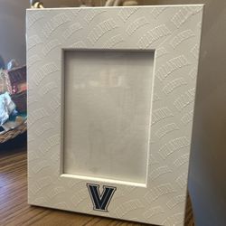 Villanova college photo picture frame - embossed white with blue V