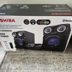 Toshiba Stereo System New In Box