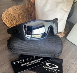 New Oakleys  Box, Pouch Cloth All Included