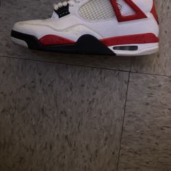 Jordan 4 