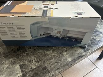 Brand New Cricut Maker 3