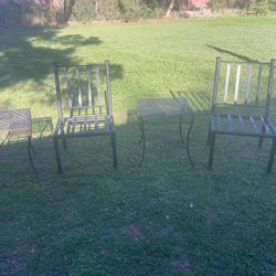 Patio Furniture / Pool Side Furniture 