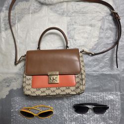 Women's handbag and glasses
