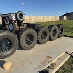 Jeep Wrangler TJ 5 Mud Terrain Tires 33x12.50x15 