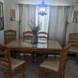 Dinning Table