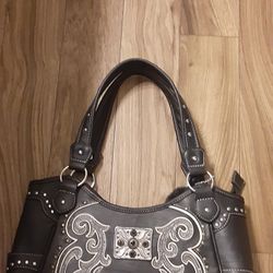 Black Purse.