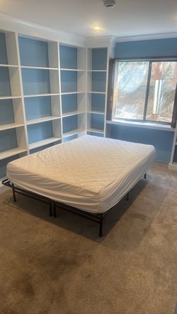 **Price flexible**Mattress with Metal Platform Bed Frame