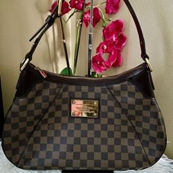 Louis Vuitton Damier Thomas Shoulder Bag 