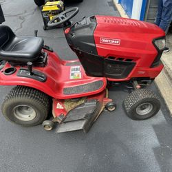Craftsman Riding Mower
