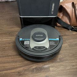 Shark Robot Vacuum