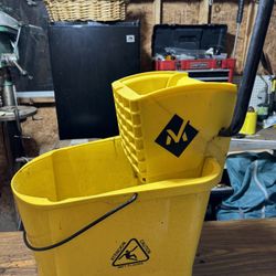 Industrial Mop Bucket 