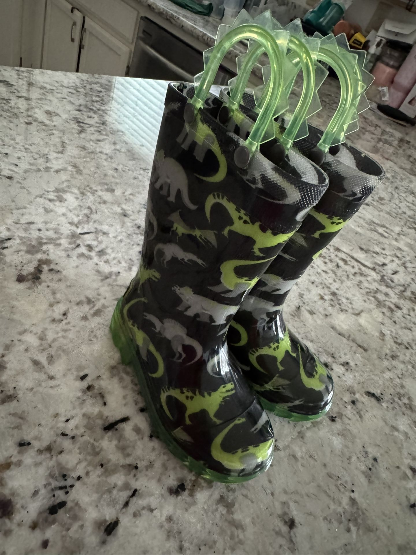 Size 6c Rubber Boots 