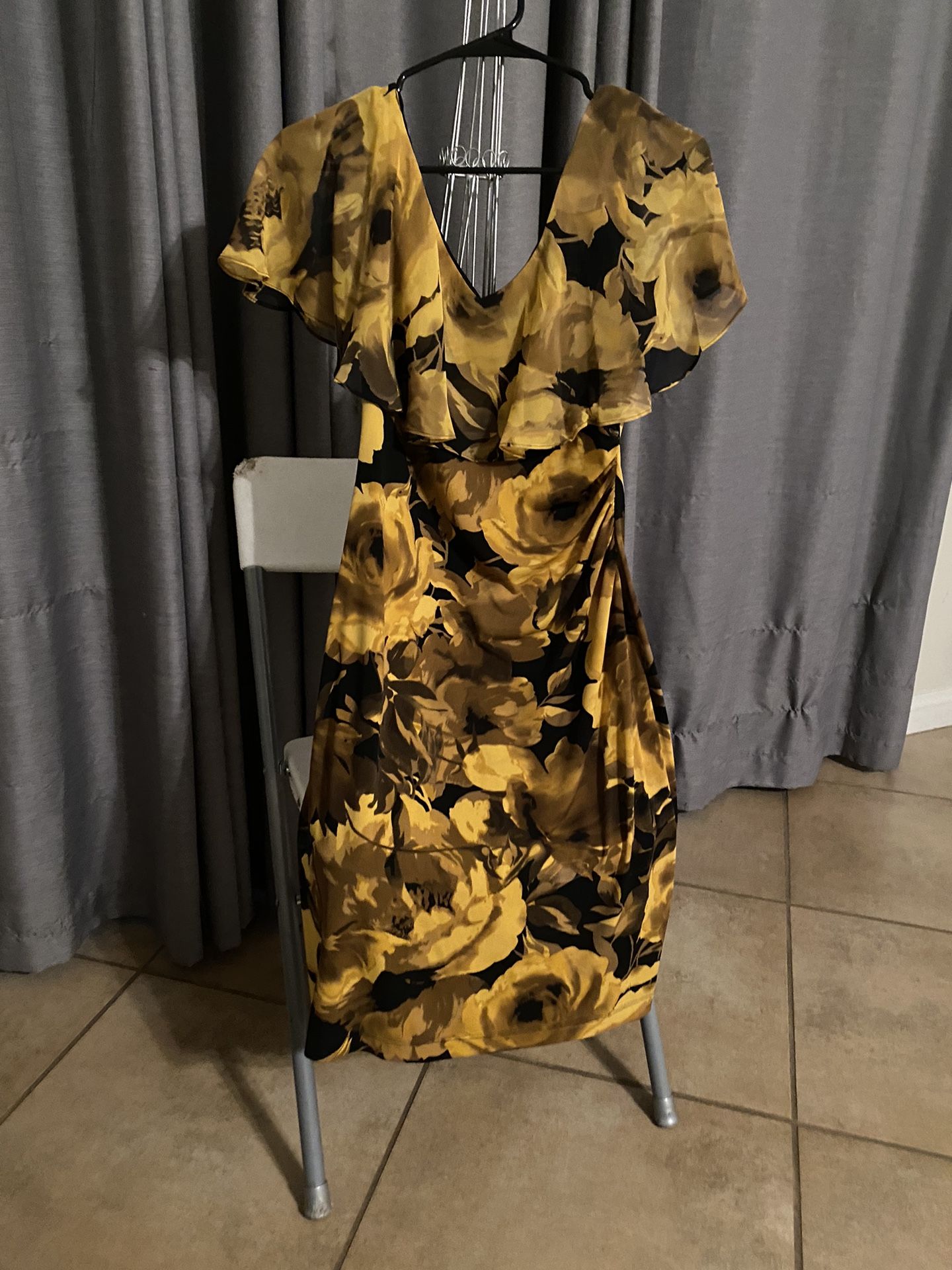 Elegant Floral Yellow Dress