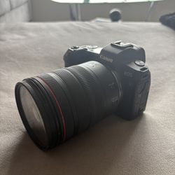 Mirrored Canon EOS R With RF Lens
