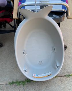 Skip Hop Baby Bath Tub