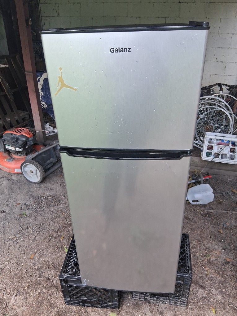 Mini Fridge For Sale