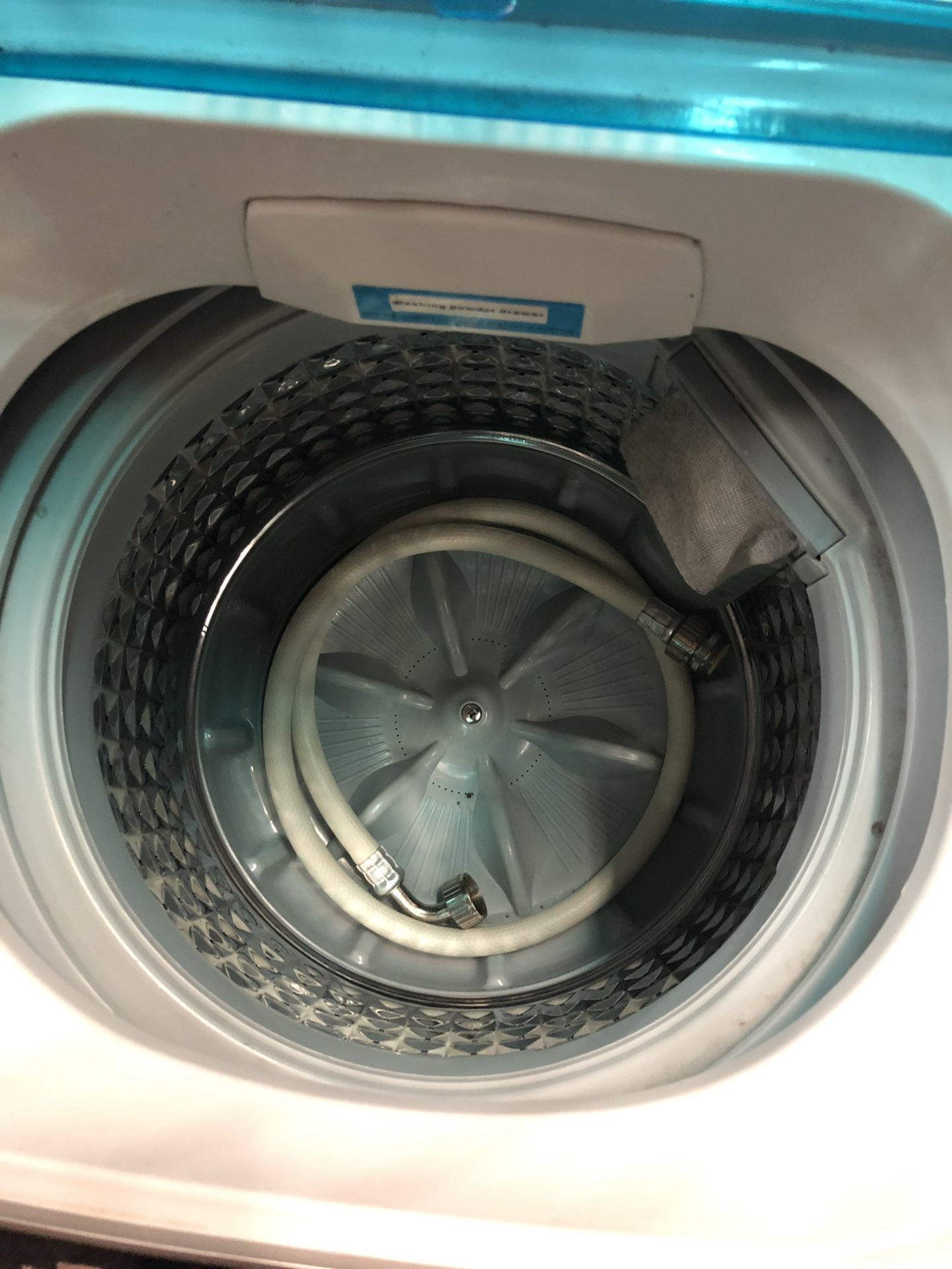 Della portable washing machine 3,5 kg, 7.7 lbs for Sale in Staten