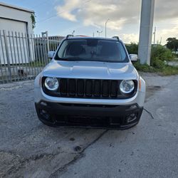 2018 Jeep Renegade 🇺🇸🏁Latitud  Financial Available 