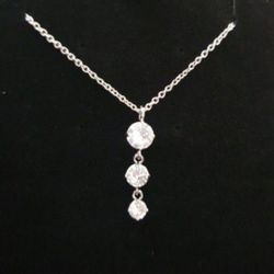 New! Nine West Daphne Womens Necklace