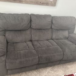 3 seated recliner couch