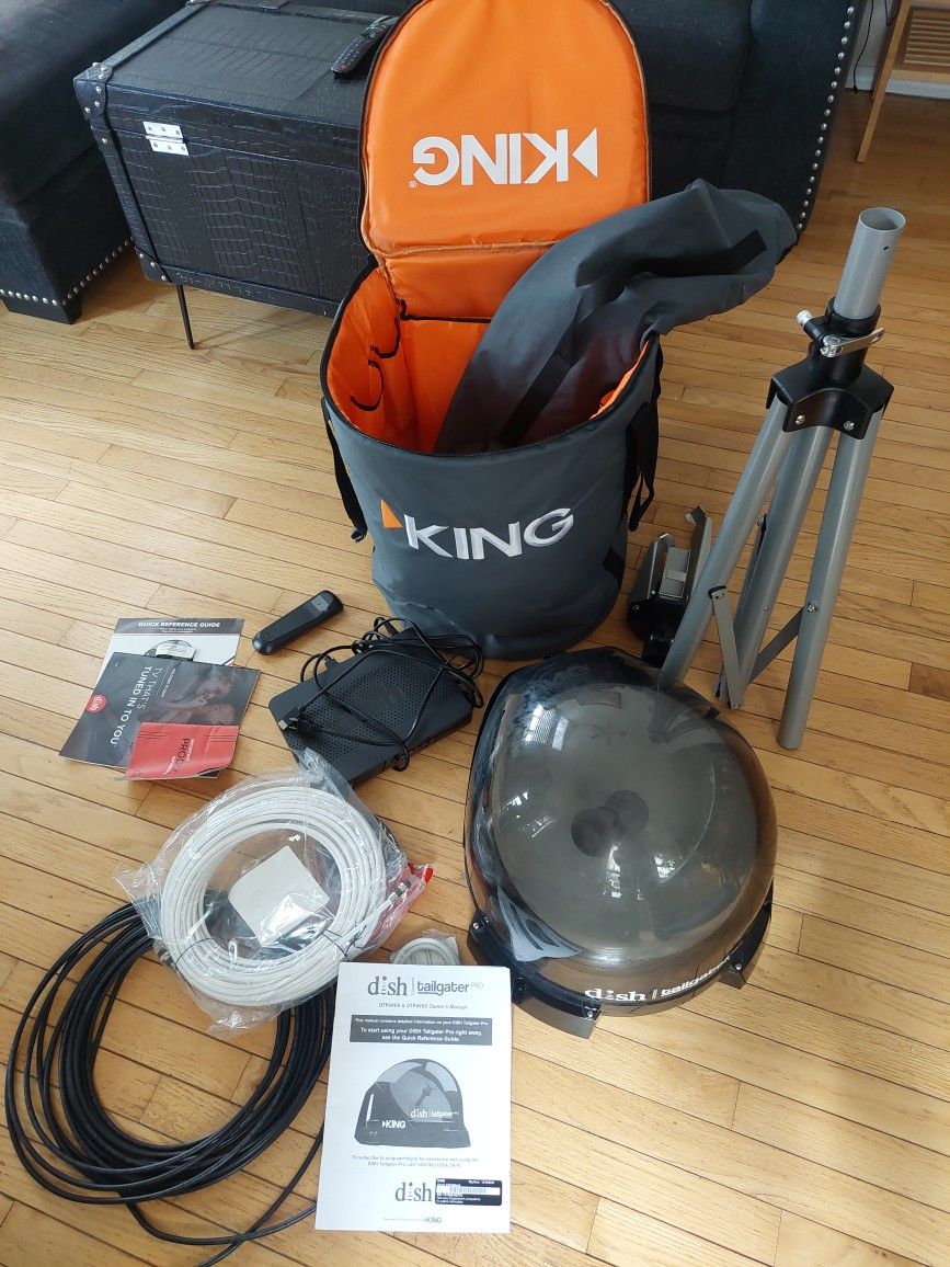 King Tailgater Pro DTP4950 Premium Satellite Portable TV Antenna