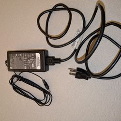 HP 0(contact info removed) AC Power Adapter