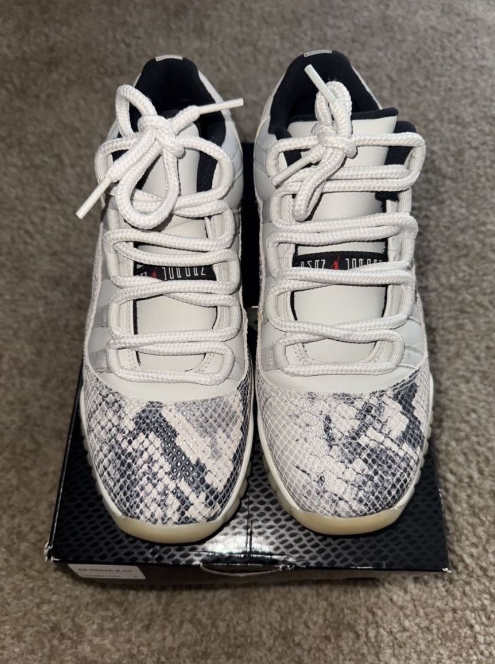 Retro Jordan 11 Low 'Light Bone Snakeskin'