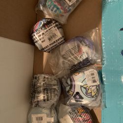 Variety Of Brand New Vera Bradley Signature Cotton Tape Measures