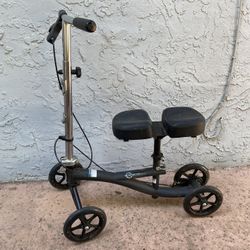Knee  Scooter By Roscoe Medical