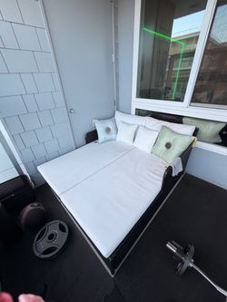 balcony /patio daybed