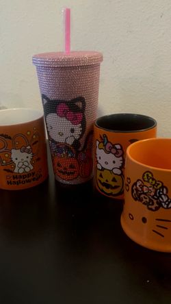 Hello kitty Halloween mug set