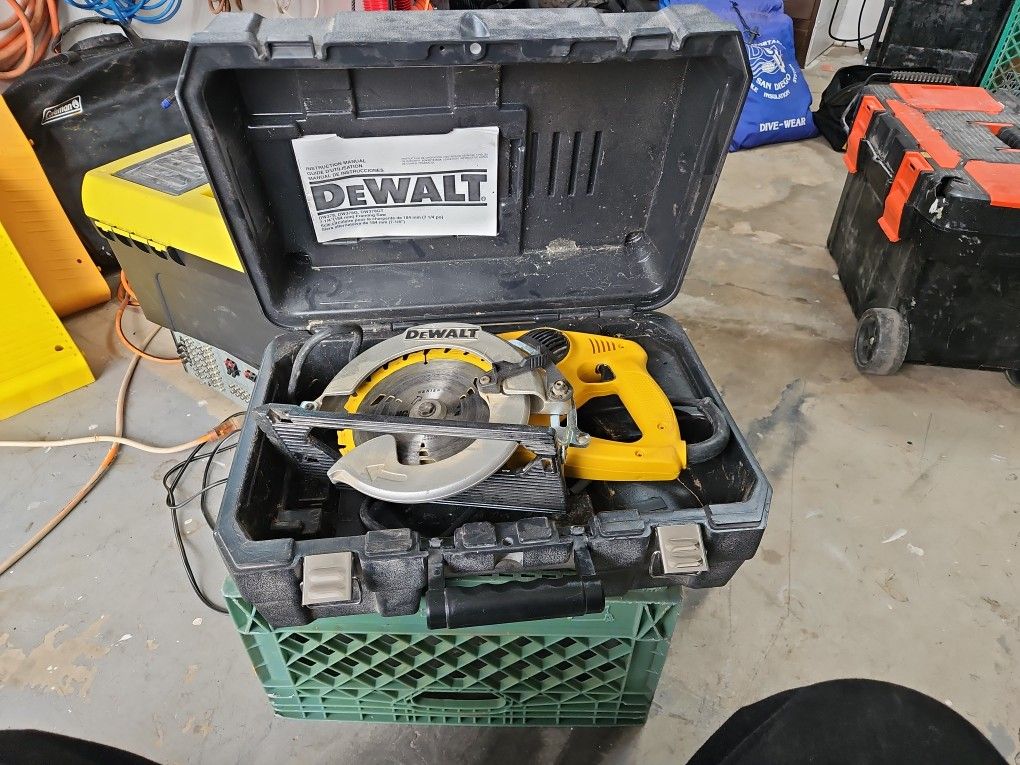 7 1/4 Dewalt Framing Saw In Chandler 