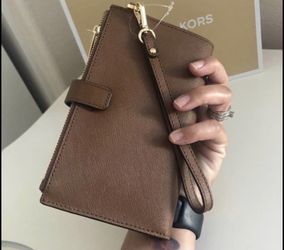 New Michael Kors authentic