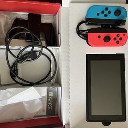 Nintendo Switch 