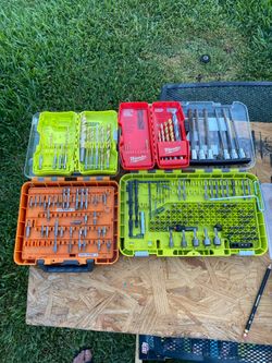Drill bit and  screw driller bit set