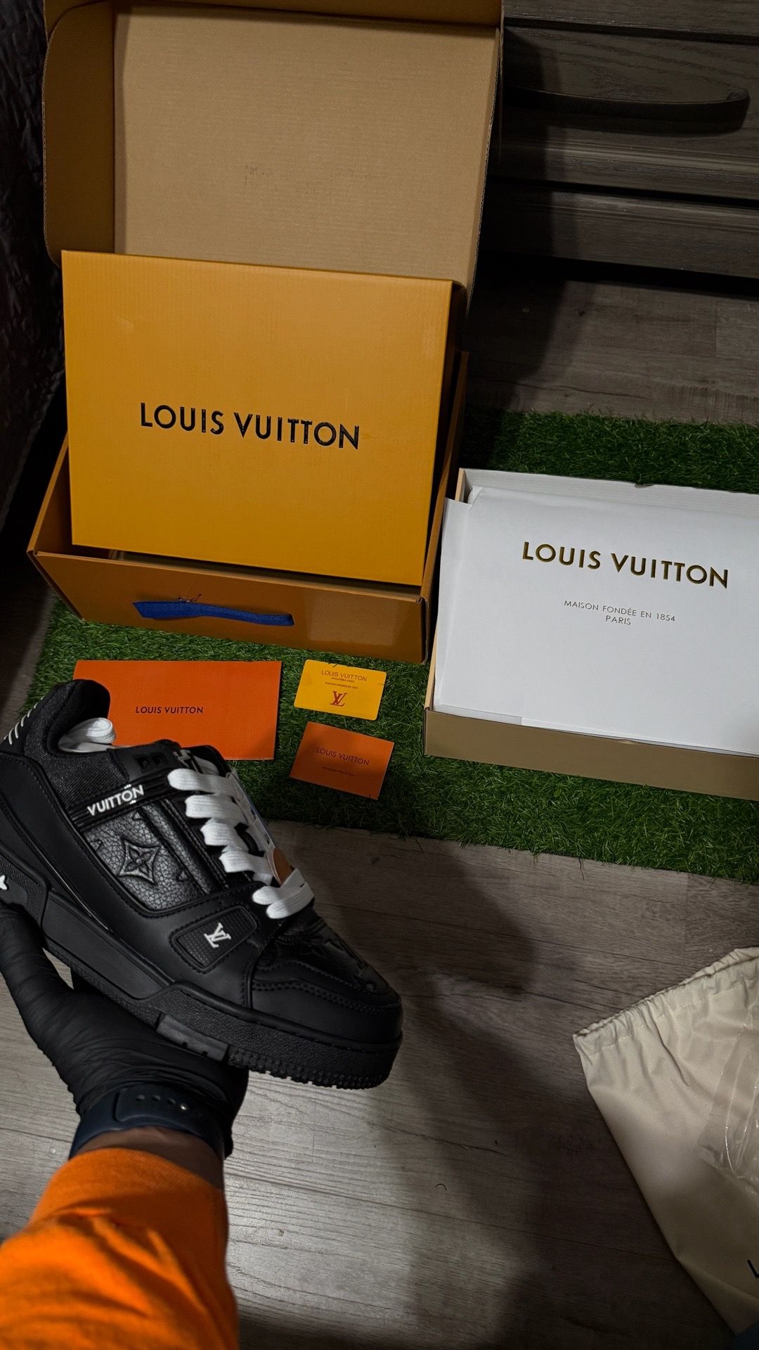 LV TRAINERS