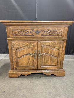 American Drew Flip-top Buffet Server