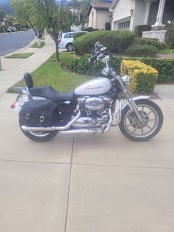 2007, 1200 custom Sportster