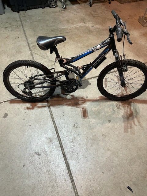 Medium Boys Bike