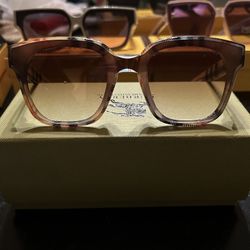 Burberry,Fendi An Dior