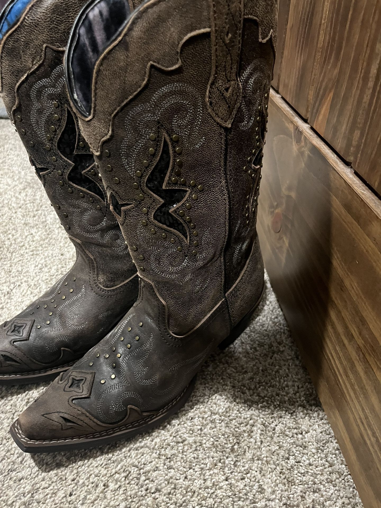 Laredo Cavenders Boots 