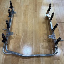 Fuel Rail And Injectors/Manifold And Throttle Body 